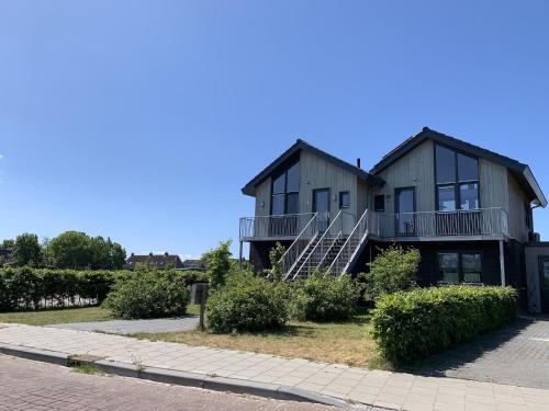 Holiday Home in Stavoren with Jetty