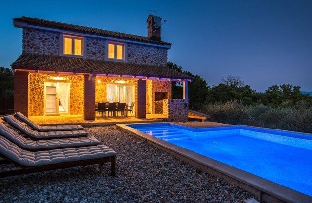 Holiday Home in Vrbnik with Terrace, Air condition, WIFI, Washing machine (4770-1)
