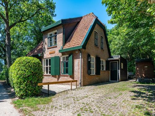 Holiday Home in Vrouwenpolder near Beach