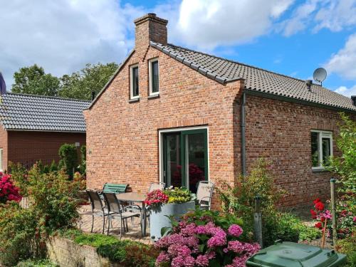 Holiday Home in Zeeland near the Beach
