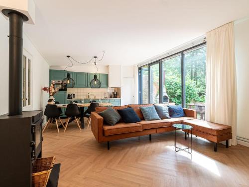 Holiday Home in Zelhem with Hot Tub & Forest