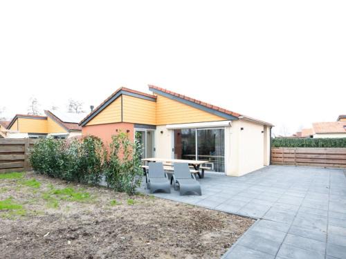 Holiday Home in Zevenhuizen with Sauna