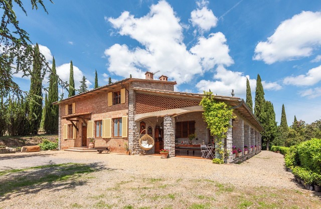 Holiday Home 'Vertine Countryside' with Private Terrace, Wi-Fi and Air Conditioning