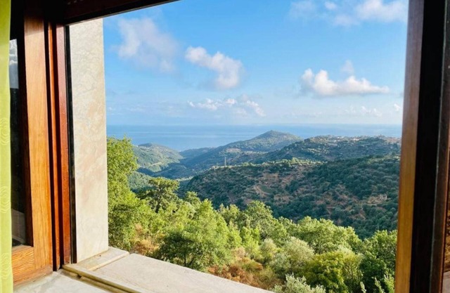 Holiday Home 'Villa Loretta' with Sea View, Private Terrace and Private Garden