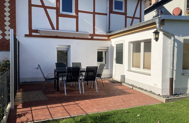 Holiday Home "Julian" with Mountain View, Garden & Wi-Fi