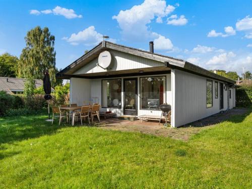 Holiday Home Kalle - 400m from the sea by Interhome
