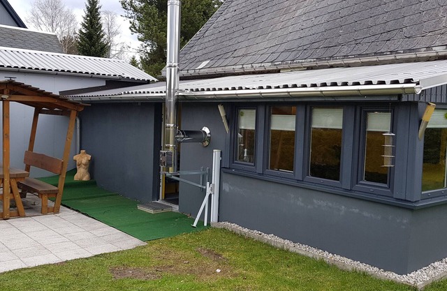 Holiday Home 'Kühnhaide Im Erzgebirge' with Shared Terrace, Shared Garden and Wi-Fi