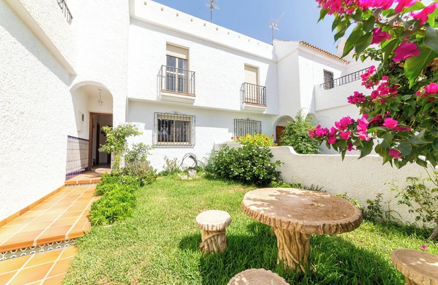 Holiday Home 'La Buganvilla' with Private Terrace, Private Garden and Air Conditioning