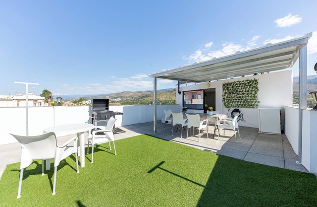 Holiday Home 'La Casa De La Buhardilla' with Mountain View, Private Terrace and Wi-Fi