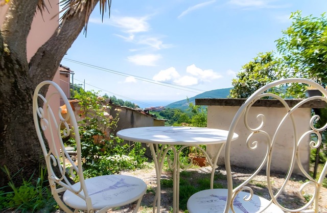 Holiday Home 'La Casa Del Conte' with Sea View, Private Terrace and Wi-Fi