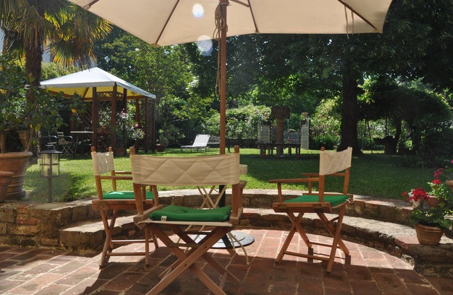 Holiday Home La Limonaia - Lovely restored baronial guesthouse
