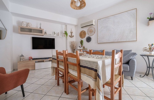 Holiday Home 'La Marchese' close to the Beach with Terrace & Wi-Fi