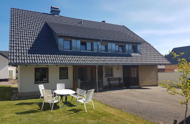 Holiday Home Landhaus Klara by Interhome