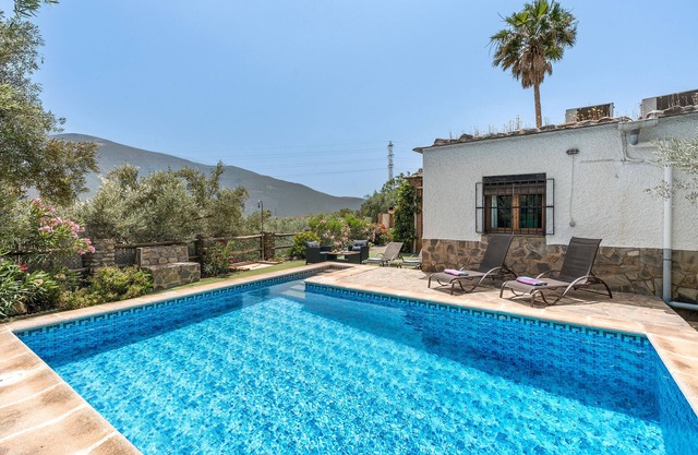 Holiday Home 'Las Gallinas Cottage' with Mountain View, Wi-Fi and Air Conditioning