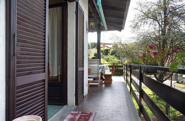 Holiday Home 'Le Ore Liete Cunardo' with Private Garden, Balcony and Wi-Fi