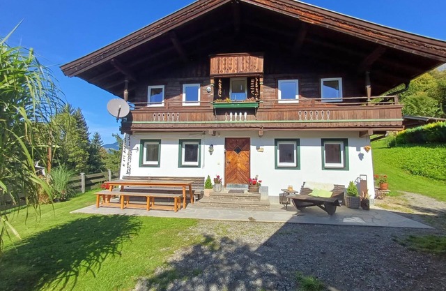 Holiday Home 'Lemberger' with Mountain View, Private Terrace and Wi-Fi