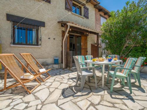 Holiday Home Les Jardins de Sinople by Interhome