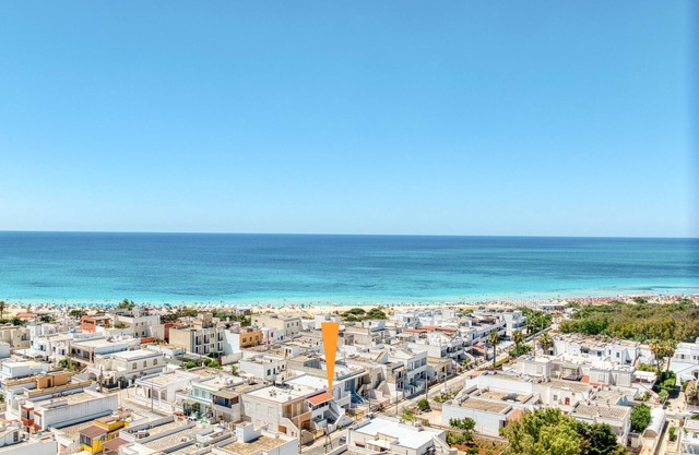 Holiday Home 'Lido Marini Vicino La Spiaggia' with Balcony and Air Conditioning