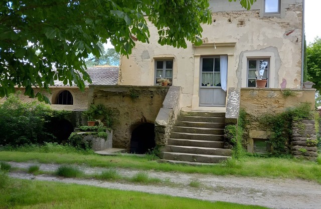Holiday Home 'Maison Le Petit Mas' with Private Terrace and Shared Garden