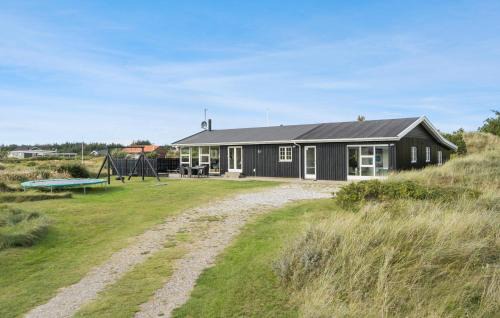 Holiday Home Marehalmen X