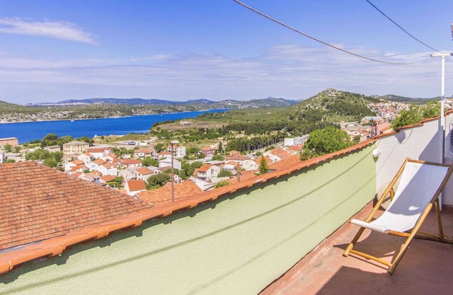 Holiday home mit Terrasse und Klimaanlage
