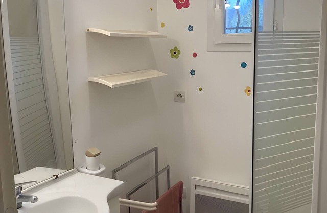 Holiday Home 'Montagnac' with Private Terrace, Private Garden and Wi-Fi