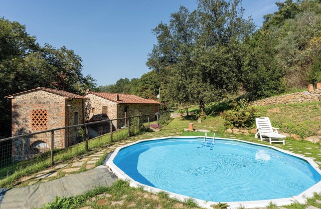 Holiday Home "Mulino di Beboli" with Pool & Garden