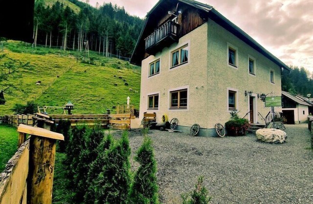 Holiday Home Muhr near Katschberg Ski Area