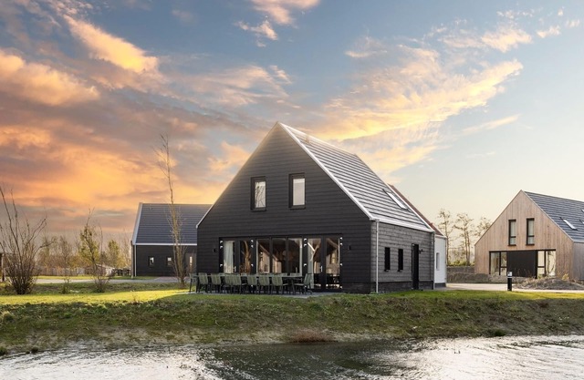 Holiday Home near North Sea Beach with Sauna