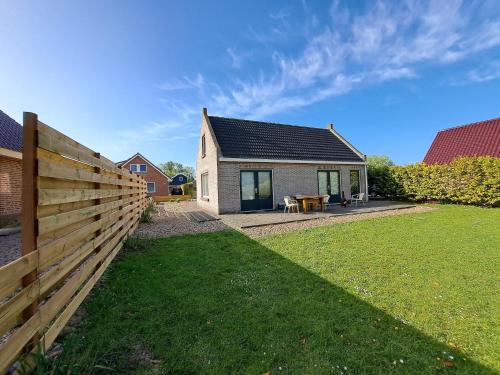 Holiday Home near Wadden Sea Elfsteden Route
