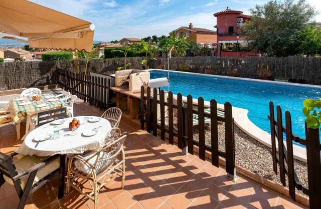 Holiday Home Oasis by Interhome