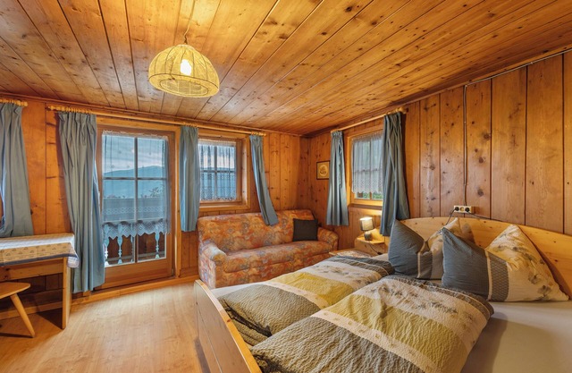 Holiday Home "Oberhof Bauernhaus" with Mountain View, Garden & Wi-Fi