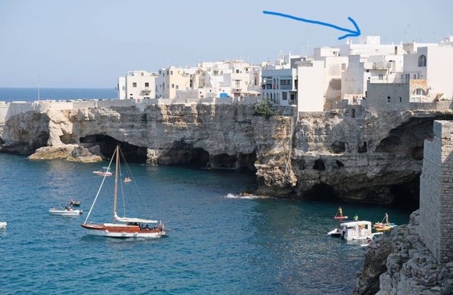 Holiday Home "Polignano High Roof" with Sea View, Terrace & Wi-Fi