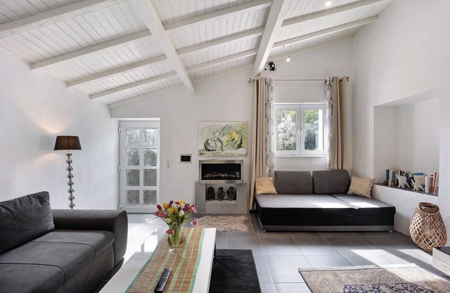 Holiday Home 'Paradies Ligurien' with Mountain View, Shared Pool and Wi-Fi
