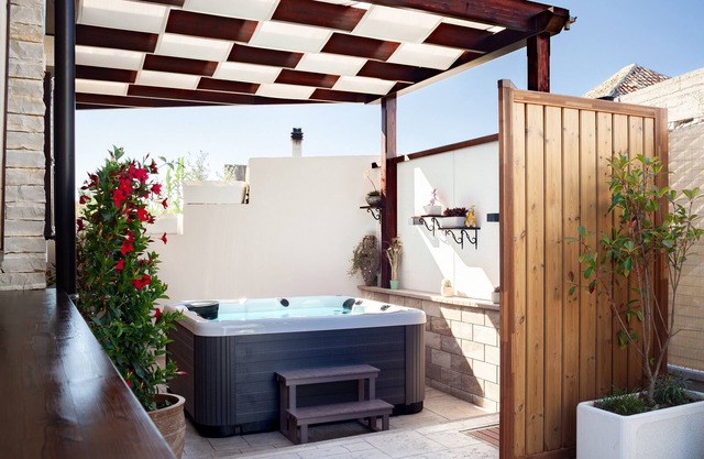 Holiday home Paula- with hot tub, 200m from the beach