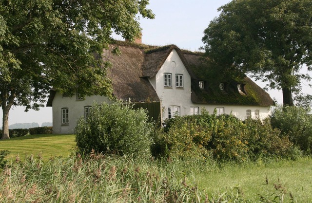 Holiday Home 'Poppenbll' with Private Terrace, Private Garden and Wi-Fi
