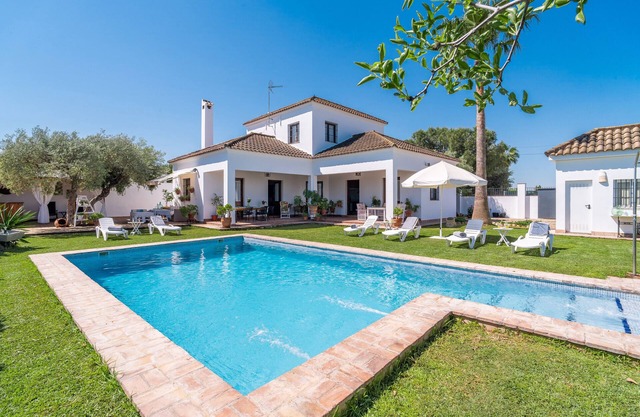 Holiday Home 'Pozo Viejo' with Private Pool, Wi-Fi and Air Conditioning