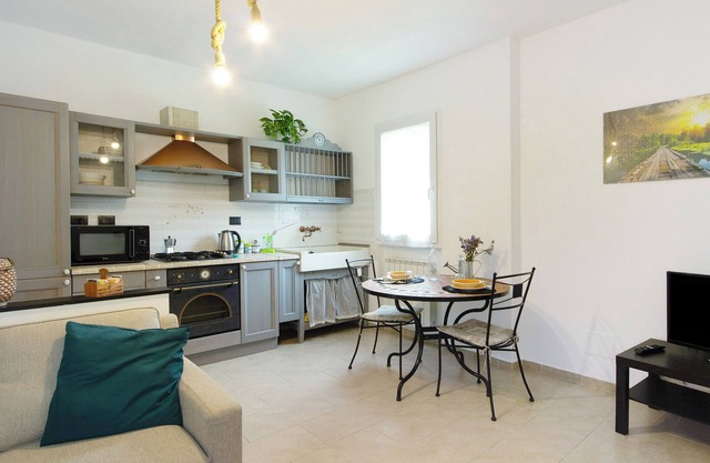 Holiday Home 'Pullin' with Private Garden and Wi-Fi
