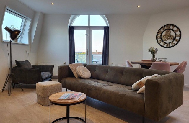 Holiday home Residenz Polderblick 20 in Burgerbrug. Suitable for 4 people, 2 bedrooms.
