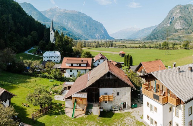 Holiday home right in the middle of the Alps!