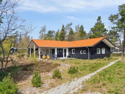 Holiday Home Rikkie - 150m to the inlet by Interhome