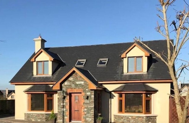 Holiday Home Rose Garden House, Milltown