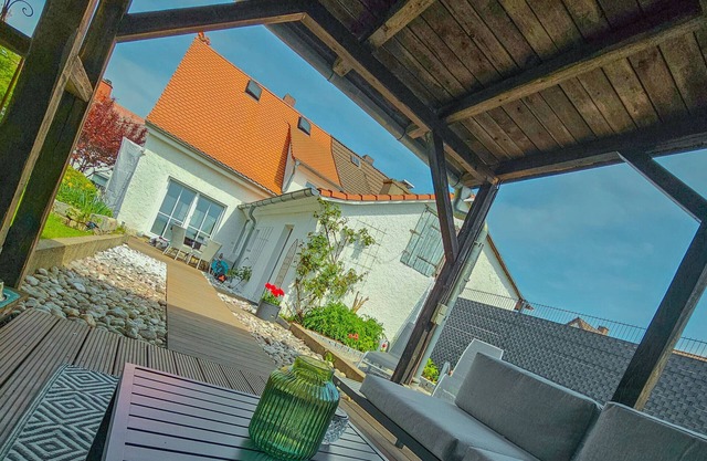 Holiday Home 'Rosengarten' with Private Terrace, Private Garden and Wi-Fi