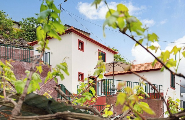 Holiday Home 'São Vicente' with Mountain View, Terrace & Wi-Fi