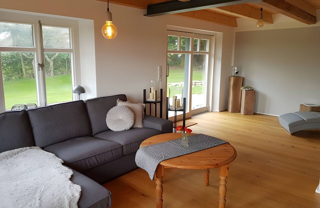 Holiday Home 'Schäferhaus' with Private Terrace, Shared Garden and Wi-Fi