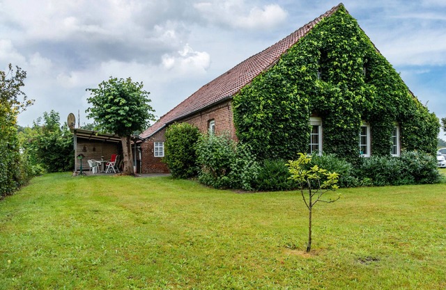 Holiday Home 'Schenum' with Private Terrace and Private Garden