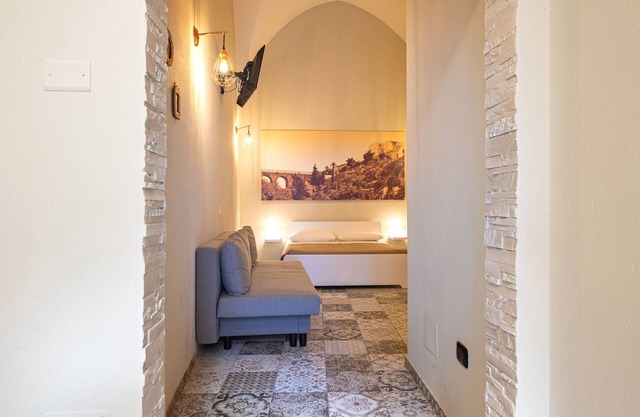 Holiday Home 'Sg Apartment Grand Luxury' with Shared Garden, Wi-Fi and Air Conditioning