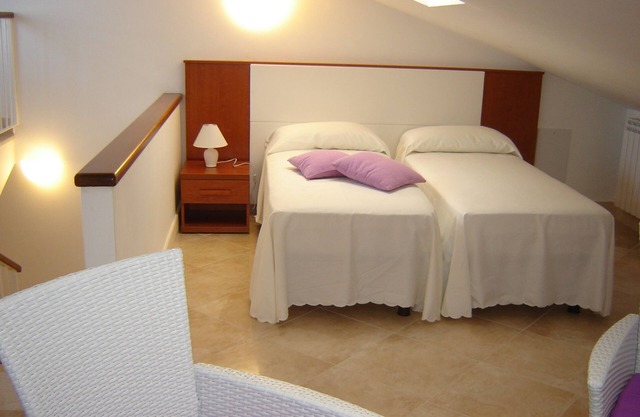 Holiday Home Silences 1