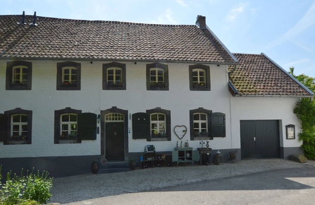 Holiday Home Slenaken with Valley Views