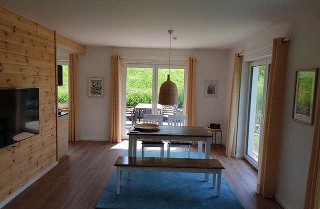 Holiday Home 'Sonnenweide, 85qm' with Private Terrace, Shared Garden and Wi-Fi